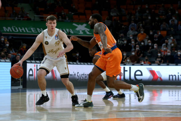 尤其是在关 尤其是在关